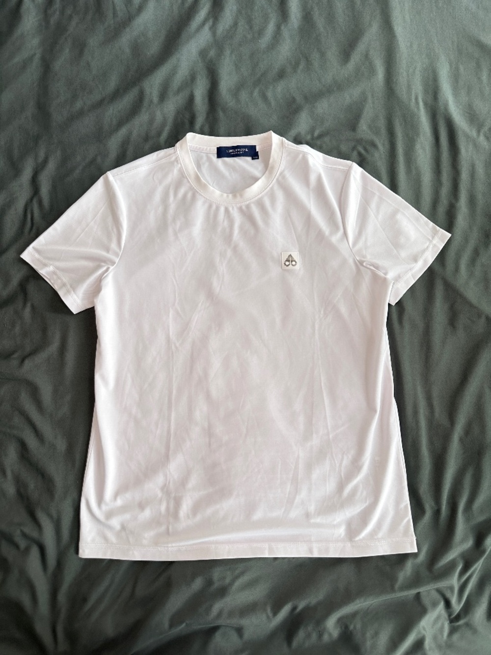 VINGUNT-FIVE White Outdoor Graphic T-Shirt Men’s M